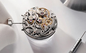 手手表进水怎么办？清理与维修建议